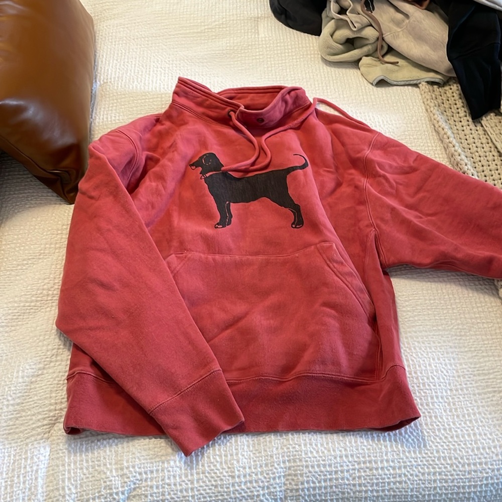 Black dog crew neck